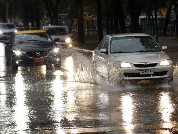 Zona Sur de Santiago se prepara para un nuevo temporal: llaman a vecinos a extremar las medidas de prevención